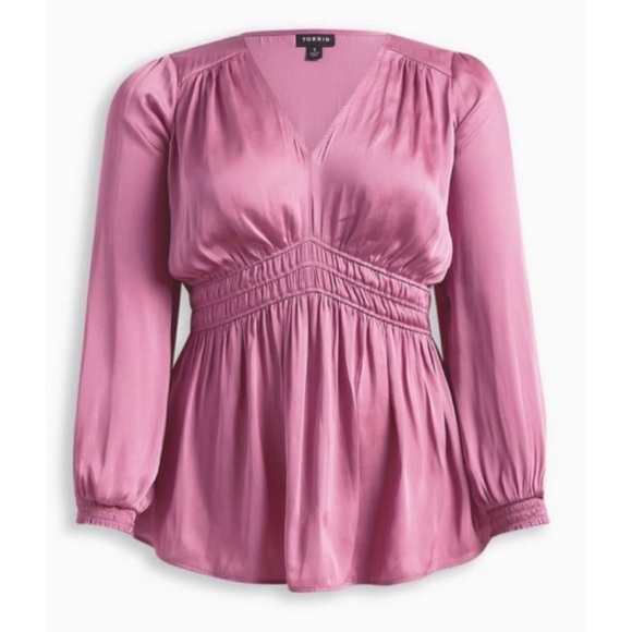 🆕 👚 Mauve Peplum Satin Smocked Waist Top Blouse 1 1X 14 16 NWT Torrid New! - Picture 5 of 6